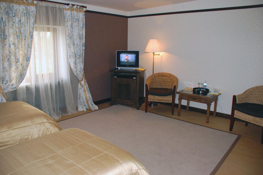 Gogol Hotel Myrhorod Room photo
